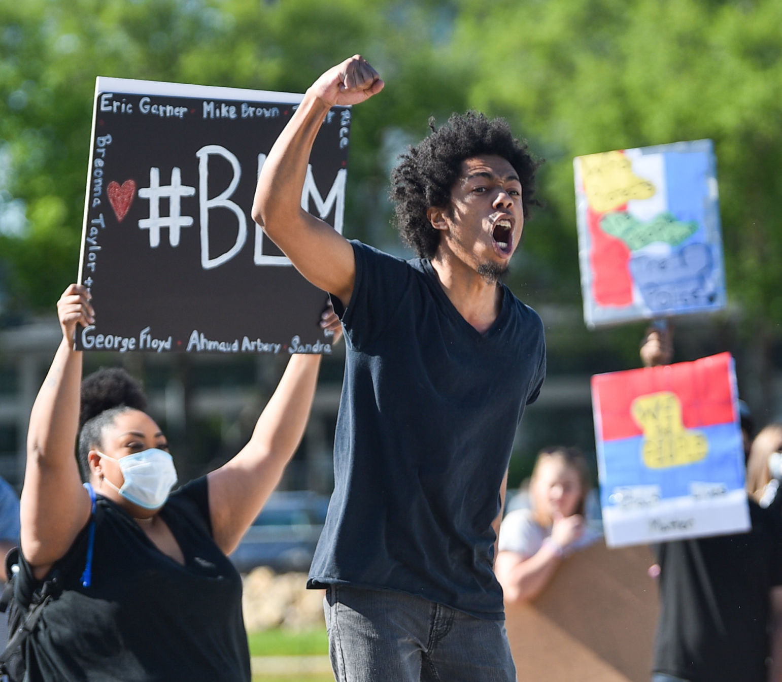 053120-qc-nws-protest-001